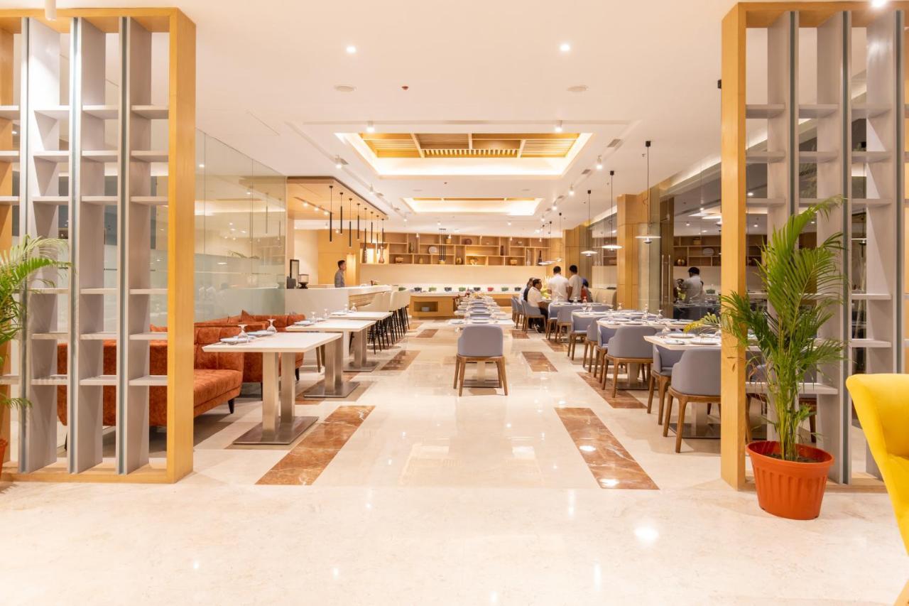 Hotel Siraichuli Chitwan Eksteriør bilde